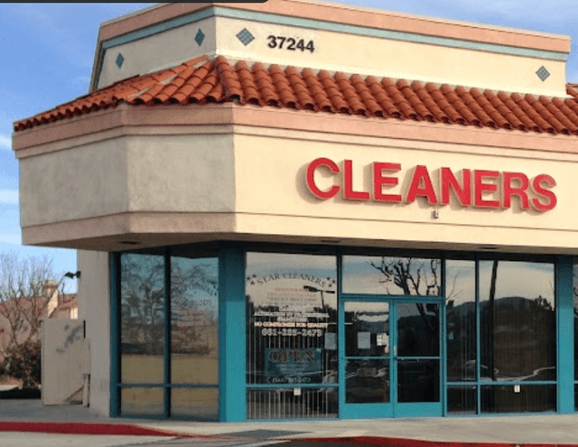 palmdale store 2 picture